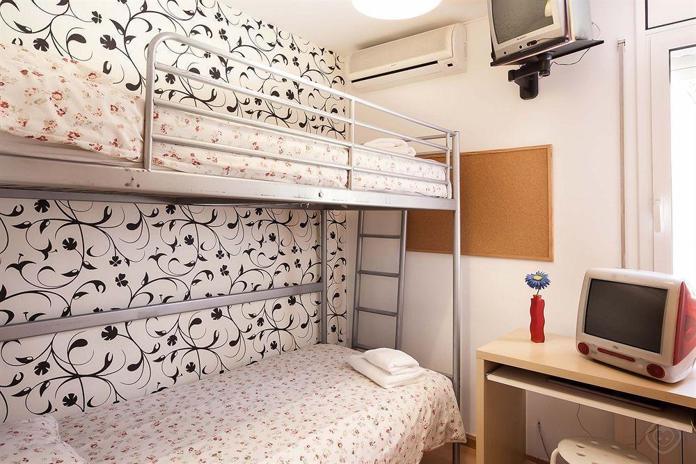 Gracia Apartments Барселона Экстерьер фото