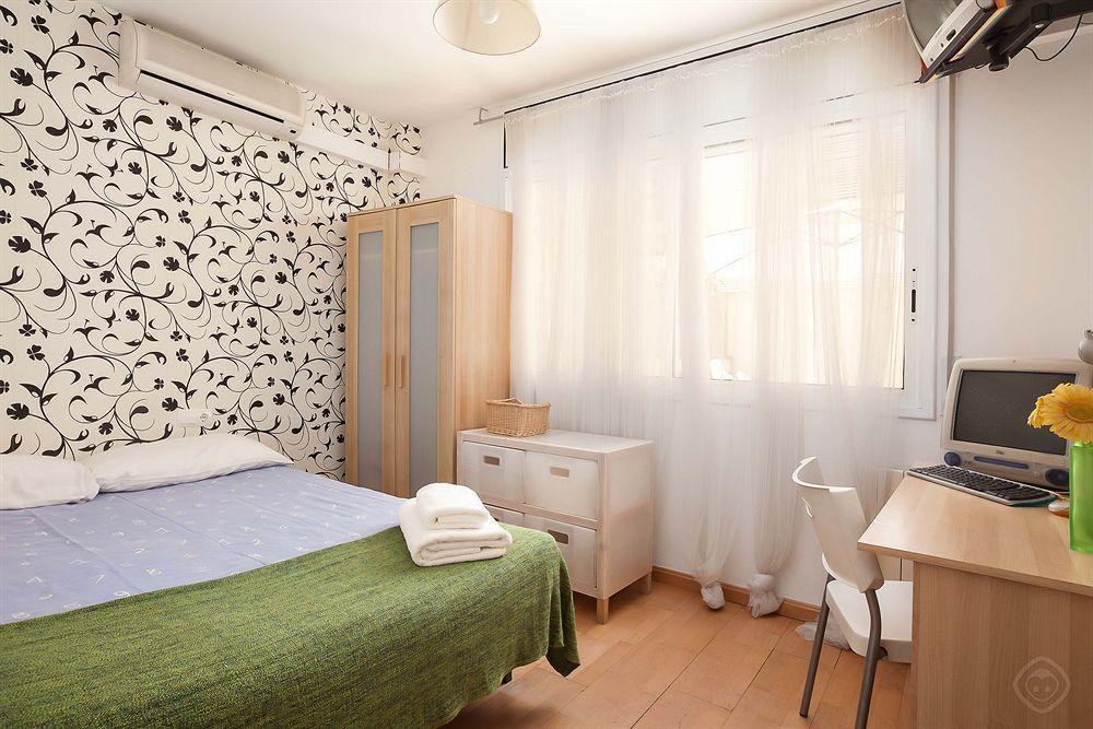 Gracia Apartments Барселона Экстерьер фото